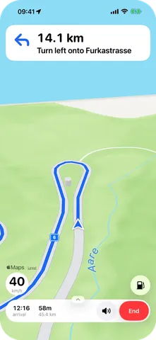 ScoutRoute screen: 3D turn-by-turn on the Grimsel hairpins
